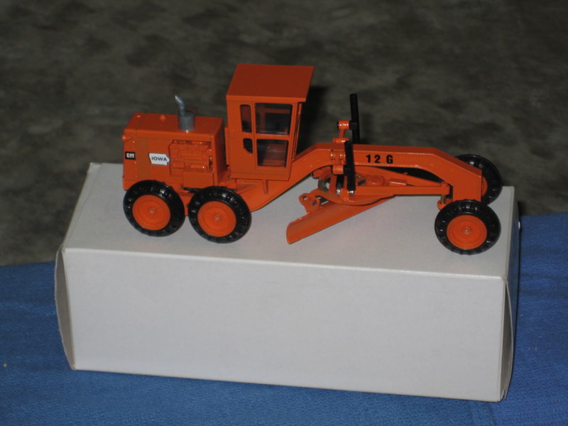 Cat 12G motor grader IOWA